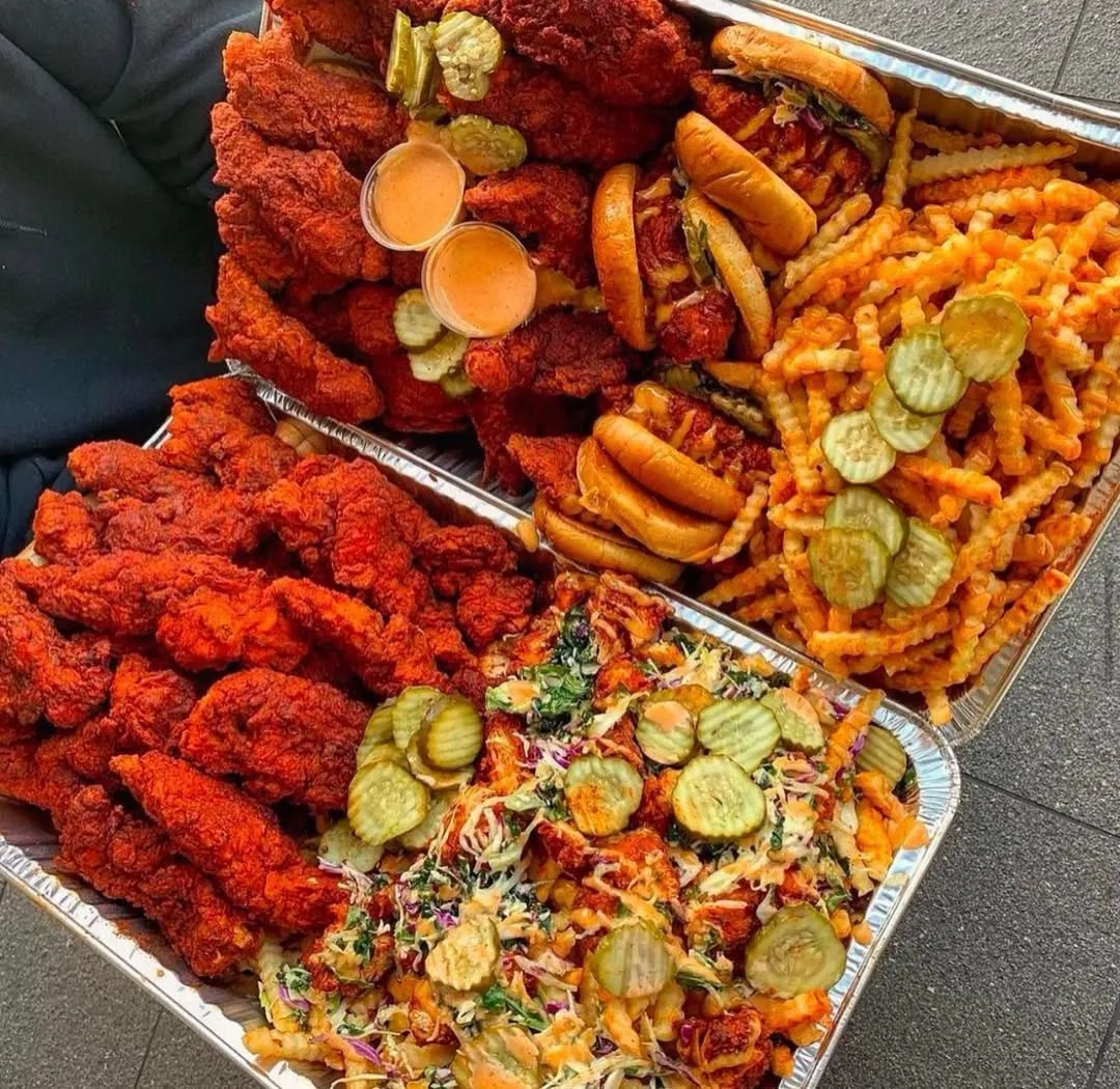 Nashville hot chicken platter